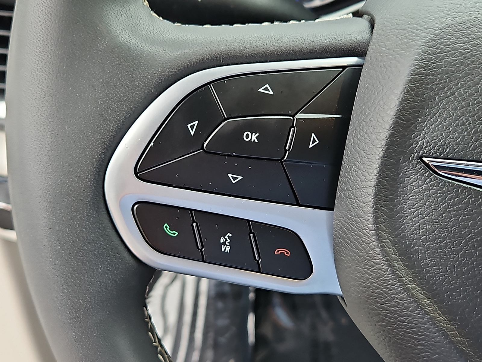 Used 2022 Chrysler Voyager Van