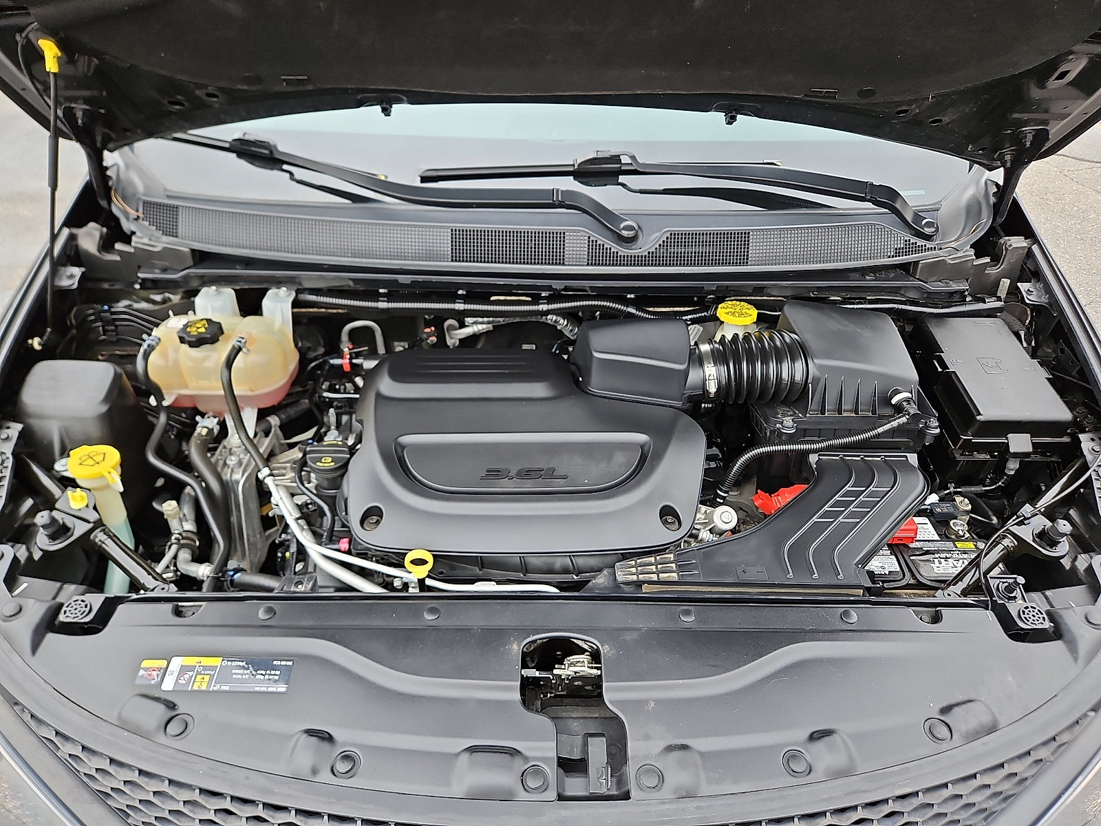 Used 2022 Chrysler Voyager Van