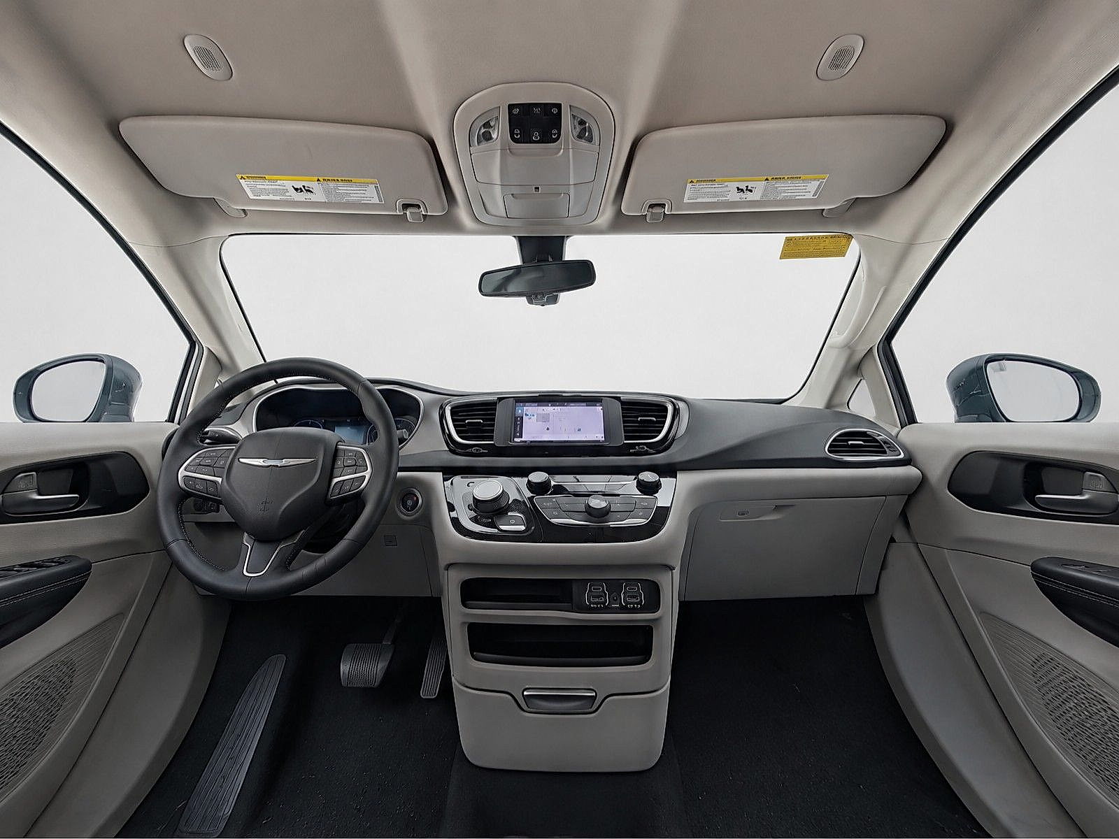 Used 2022 Chrysler Voyager Van