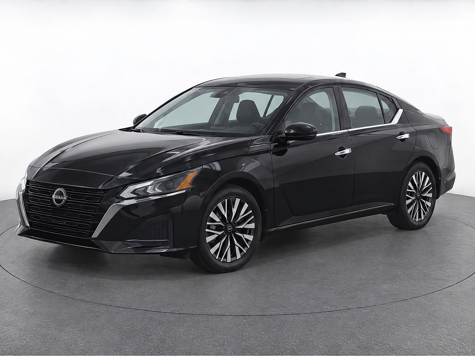 Used 2024 Nissan Altima Sedan