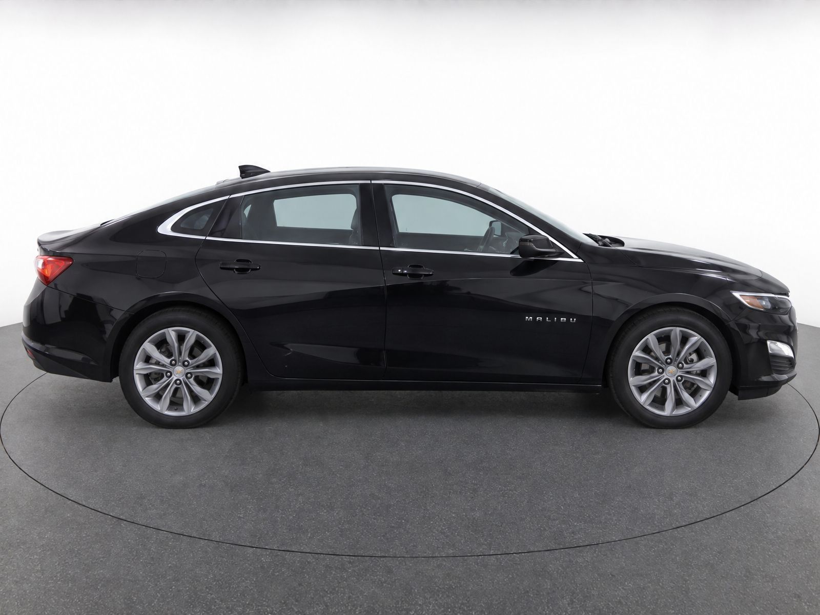 Used 2025 Chevrolet Malibu Sedan