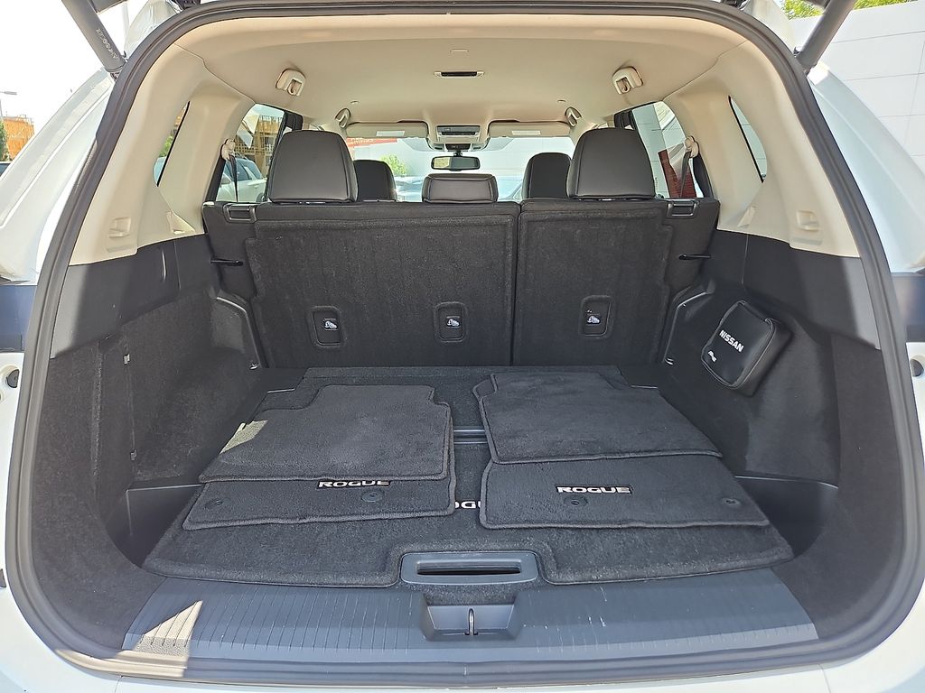 Used 2025 Nissan Rogue SUV
