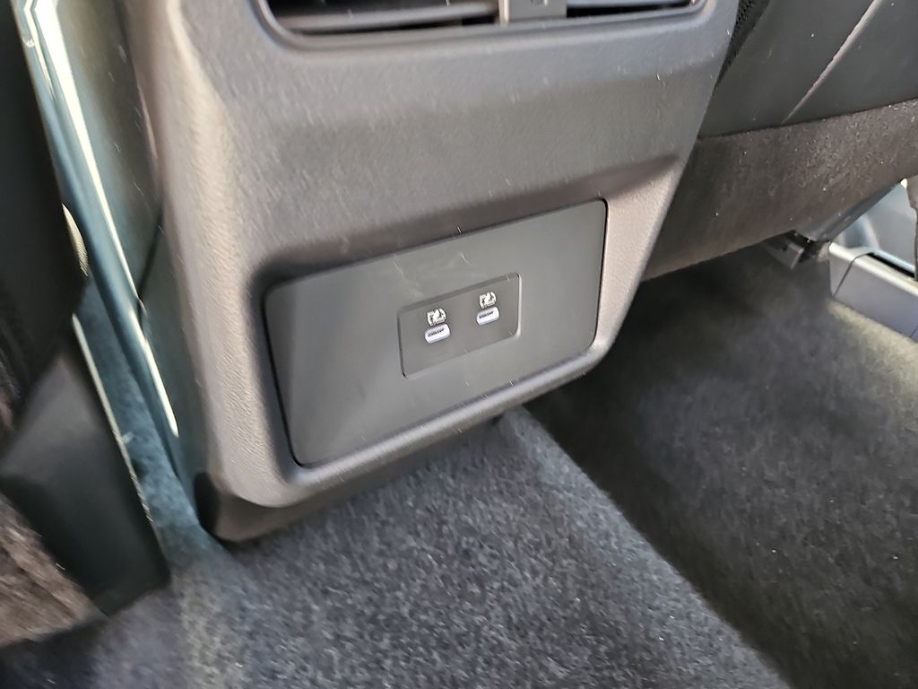 Used 2025 Nissan Rogue SUV