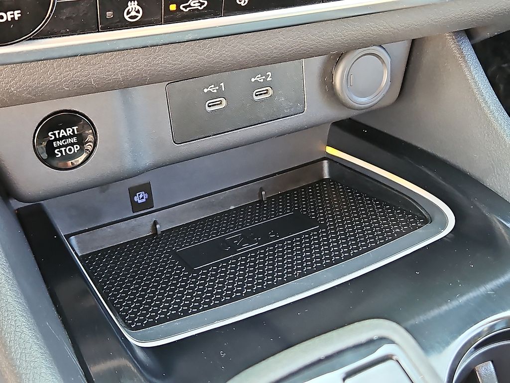 Used 2025 Nissan Rogue SUV