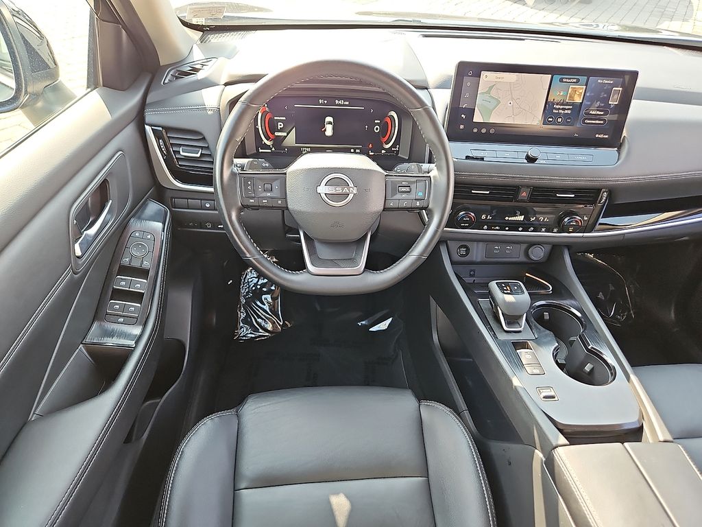 Used 2025 Nissan Rogue SUV