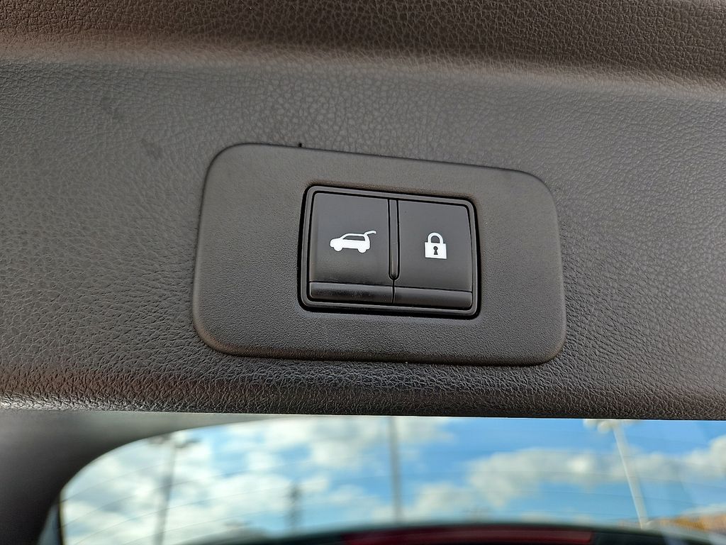 Used 2025 Nissan Murano SUV