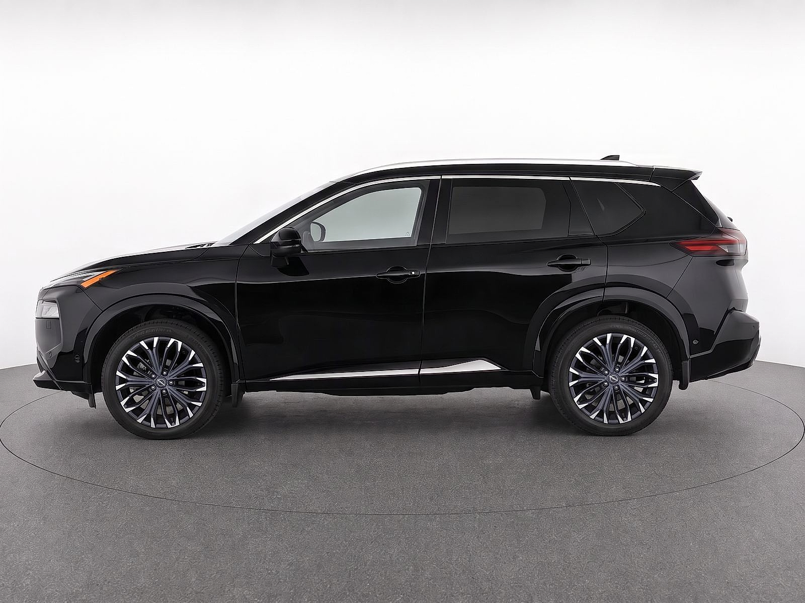 Used 2025 Nissan Rogue SUV