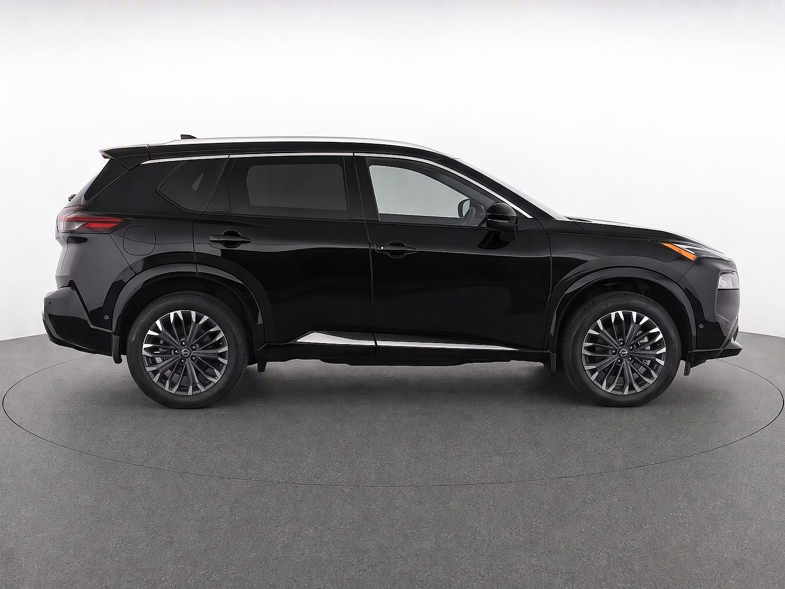 Used 2025 Nissan Rogue SUV