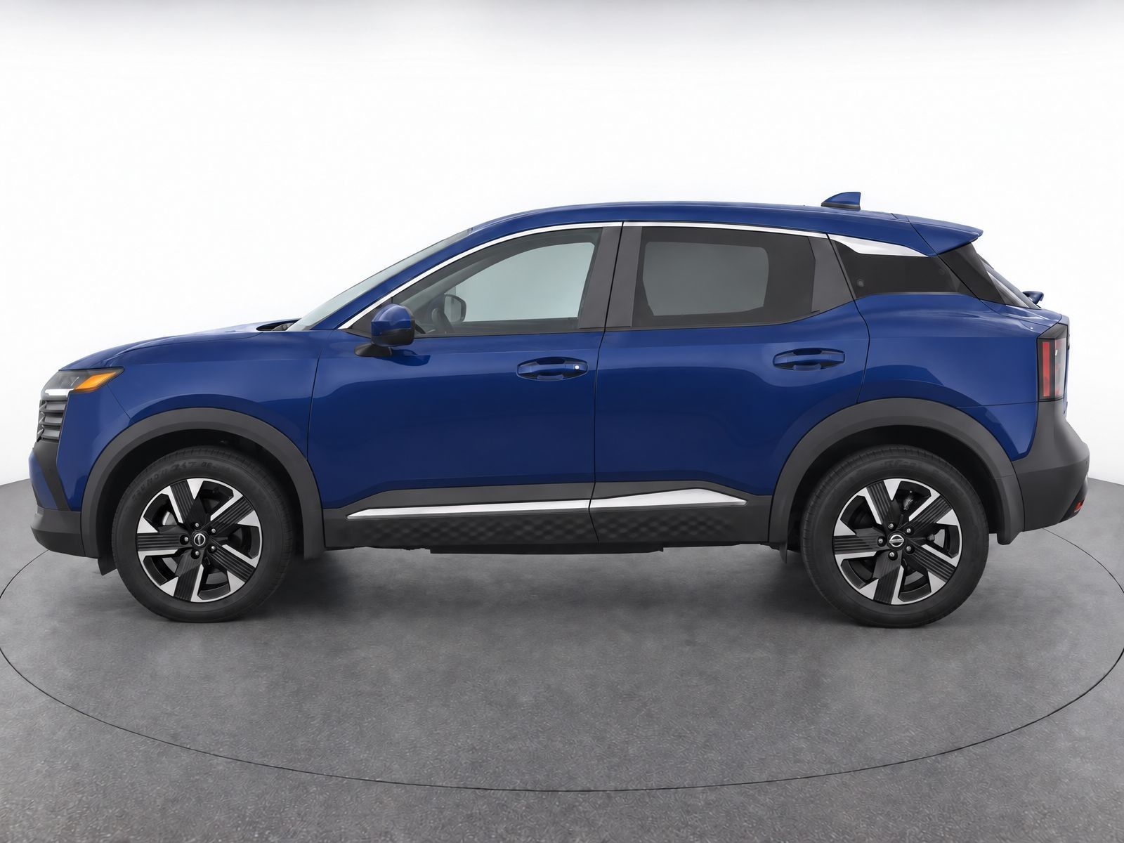 Used 2025 Nissan Kicks SUV