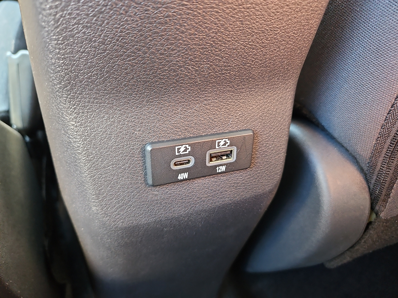 Used 2025 Nissan Kicks SUV