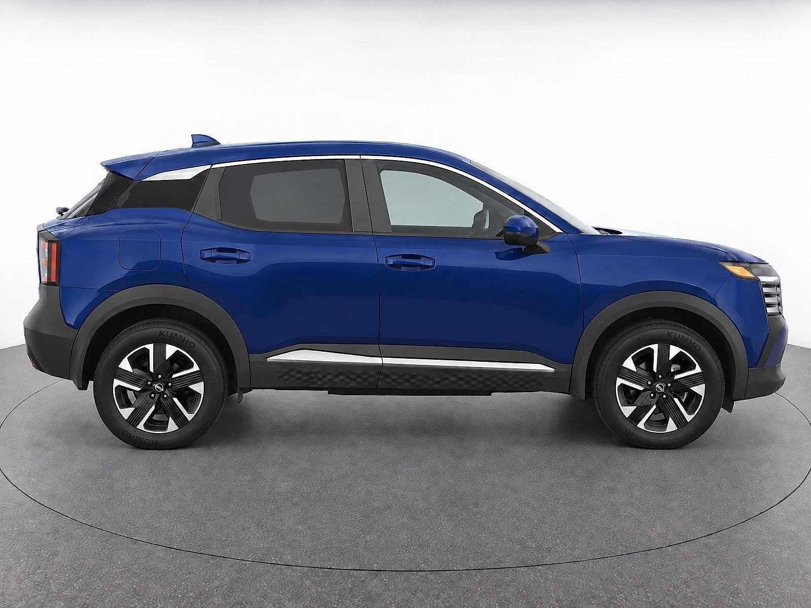 Used 2025 Nissan Kicks SUV