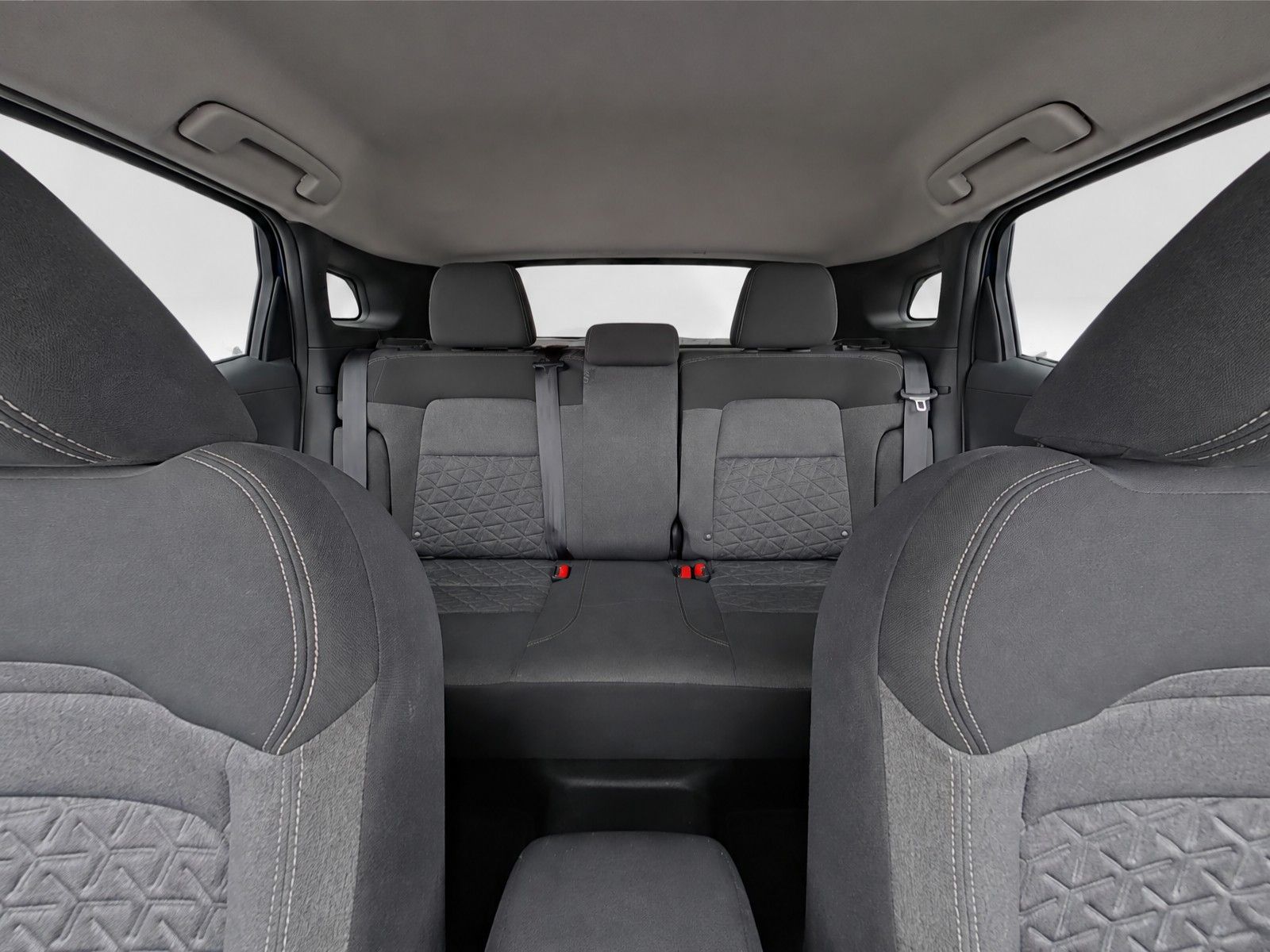 Used 2025 Nissan Kicks SUV