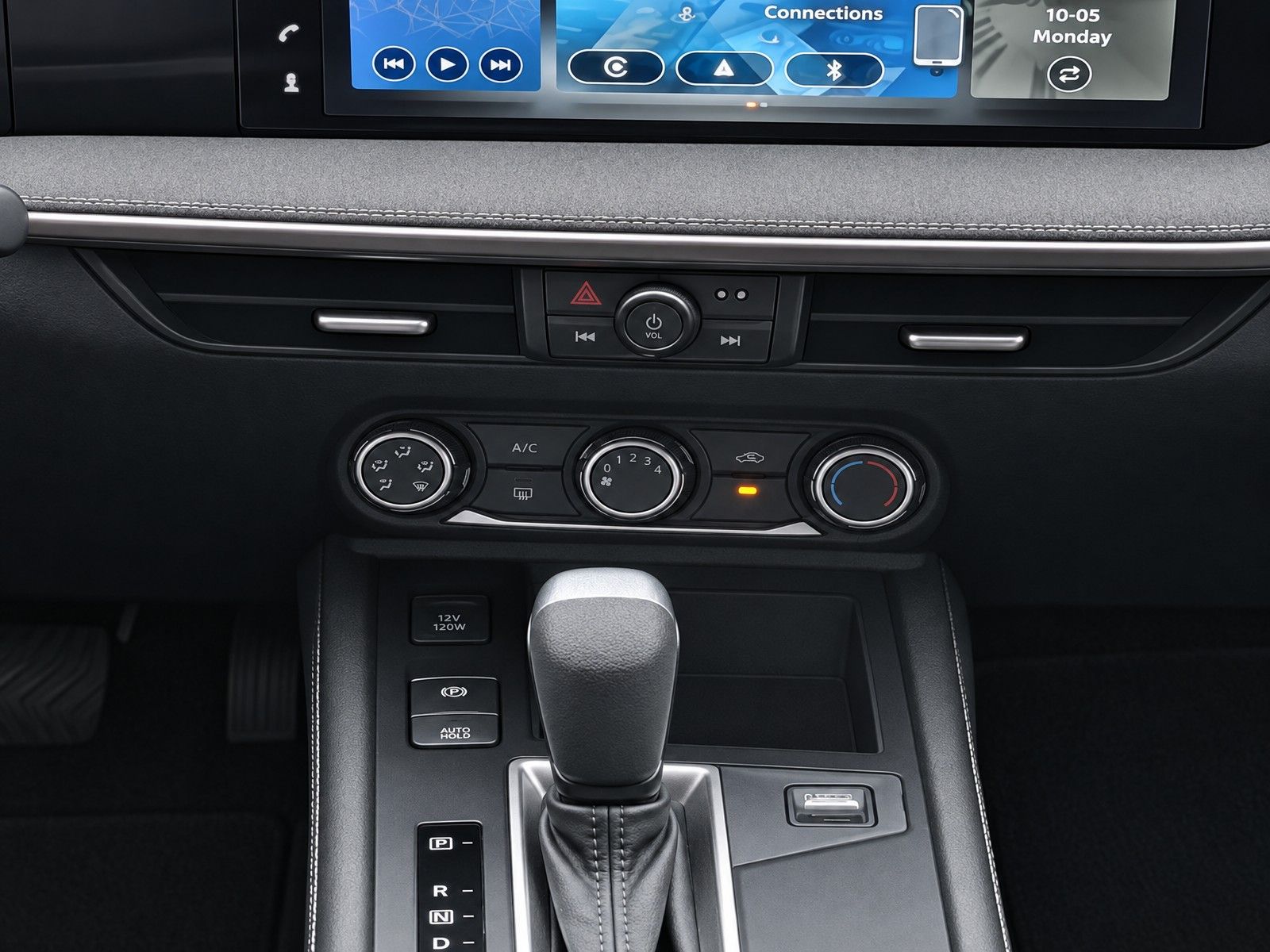 Used 2025 Nissan Kicks SUV