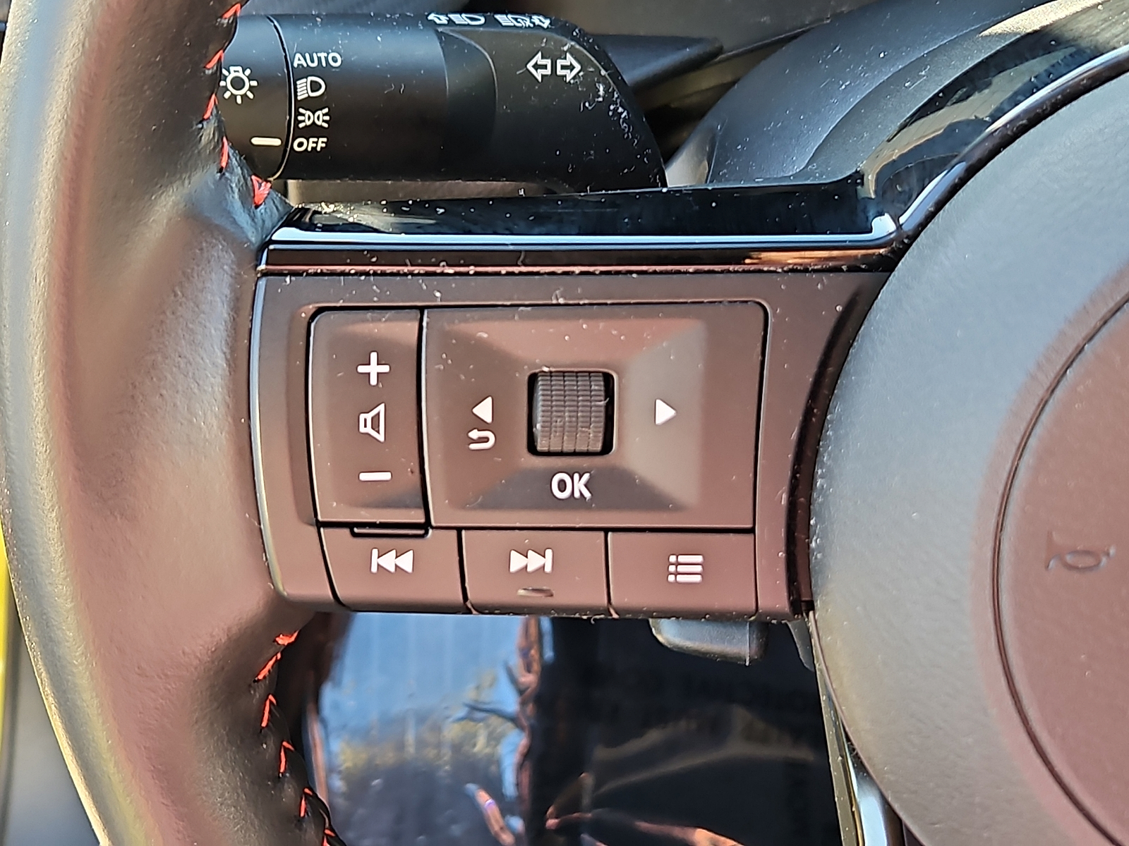 Used 2025 Nissan Kicks SUV