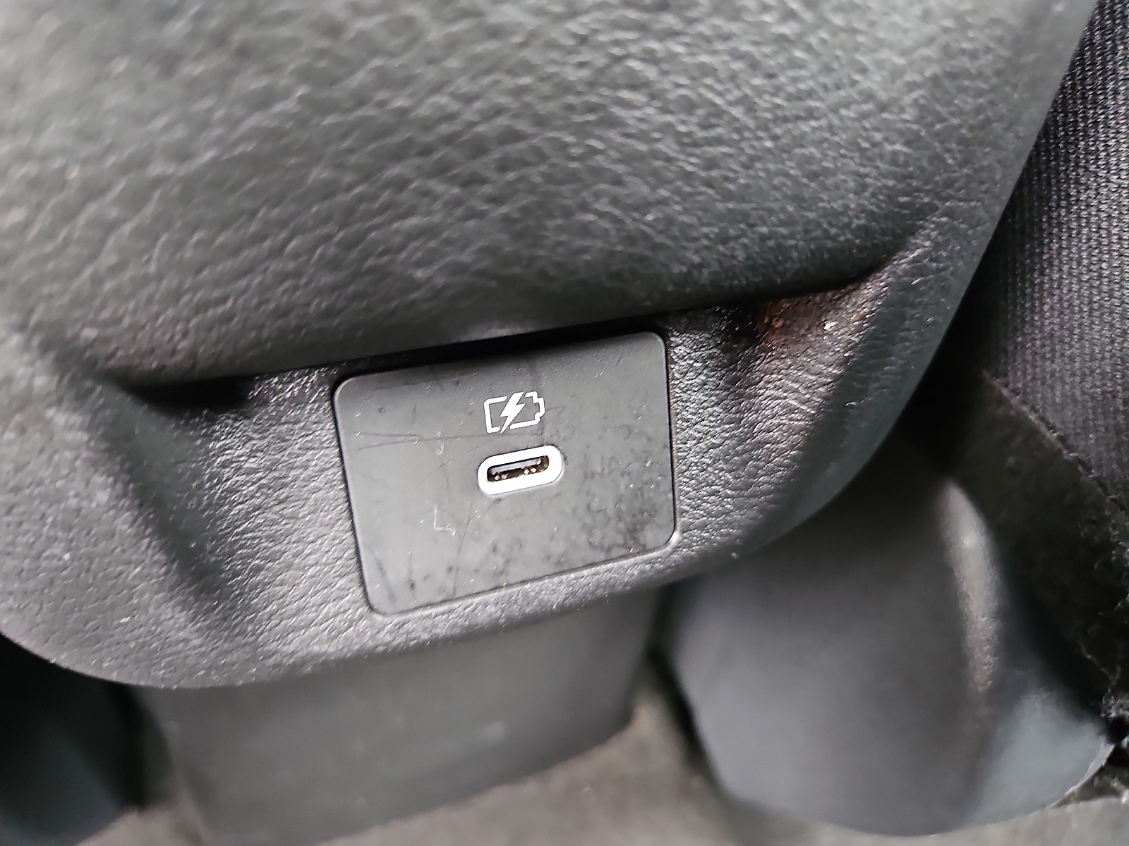 Used 2025 Nissan Versa Sedan
