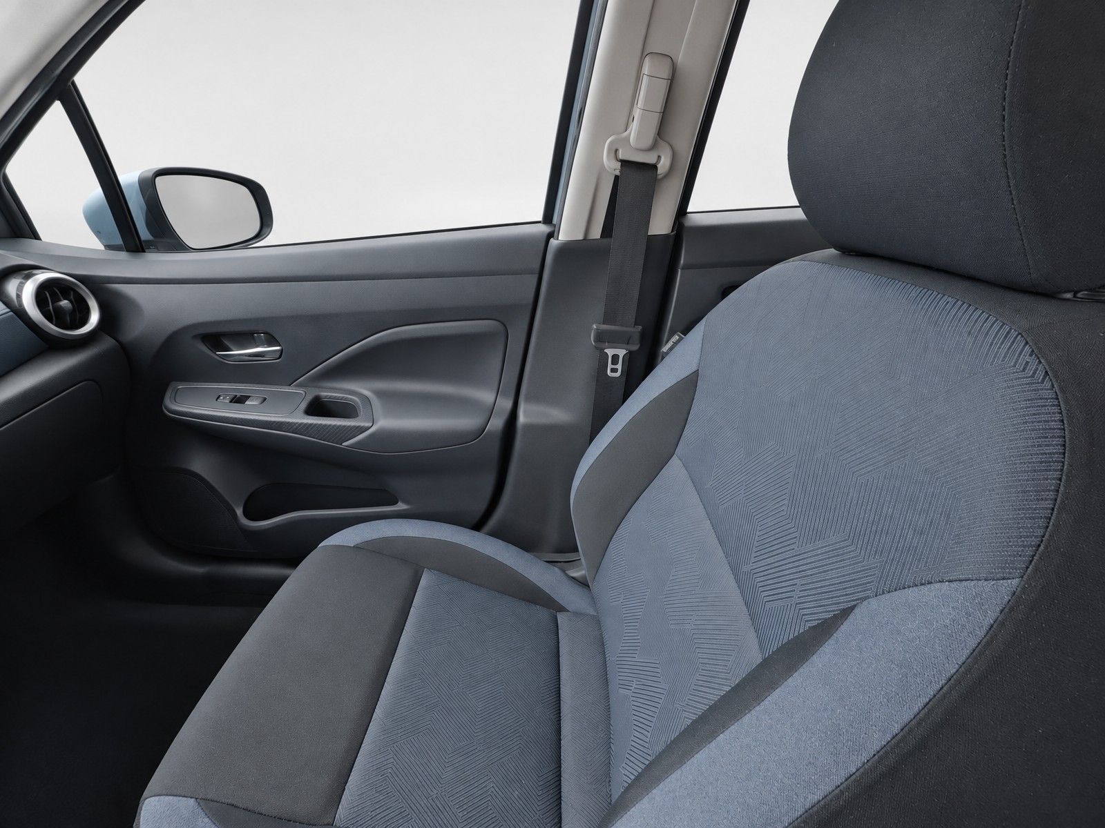 Used 2025 Nissan Versa Sedan