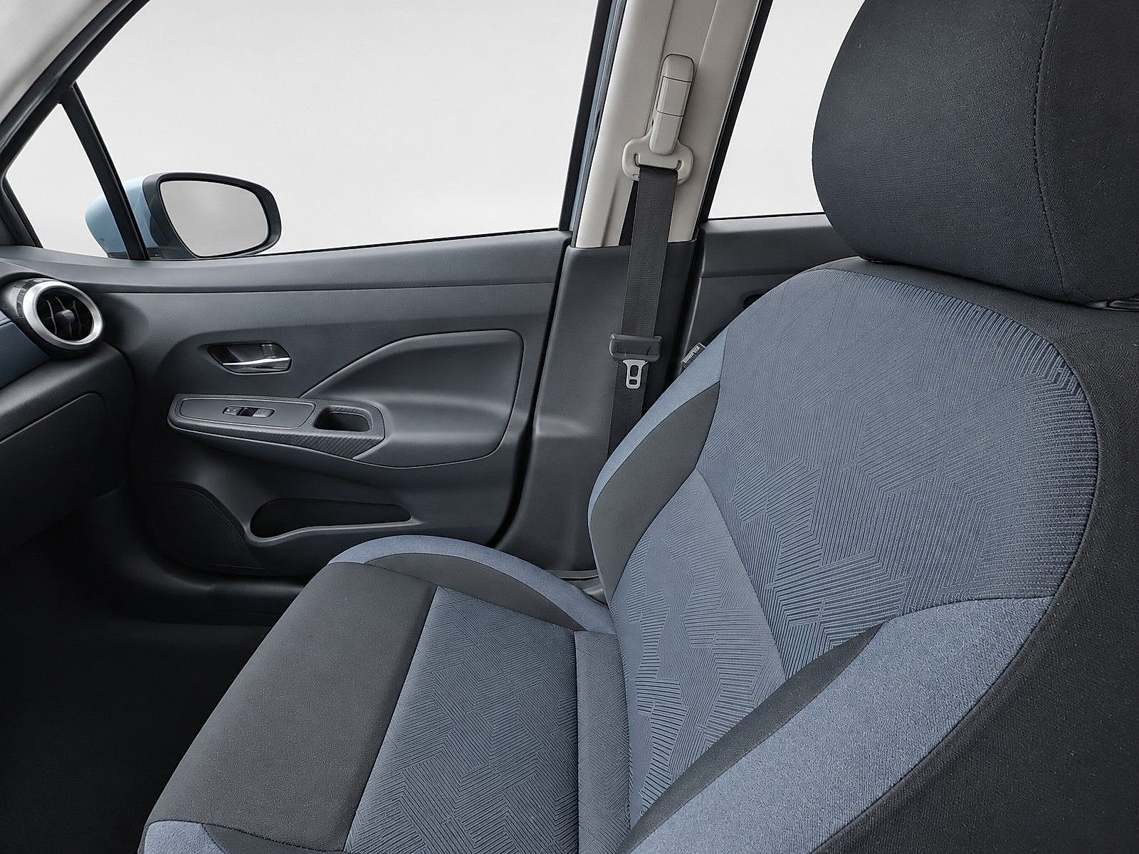 Used 2025 Nissan Versa Sedan