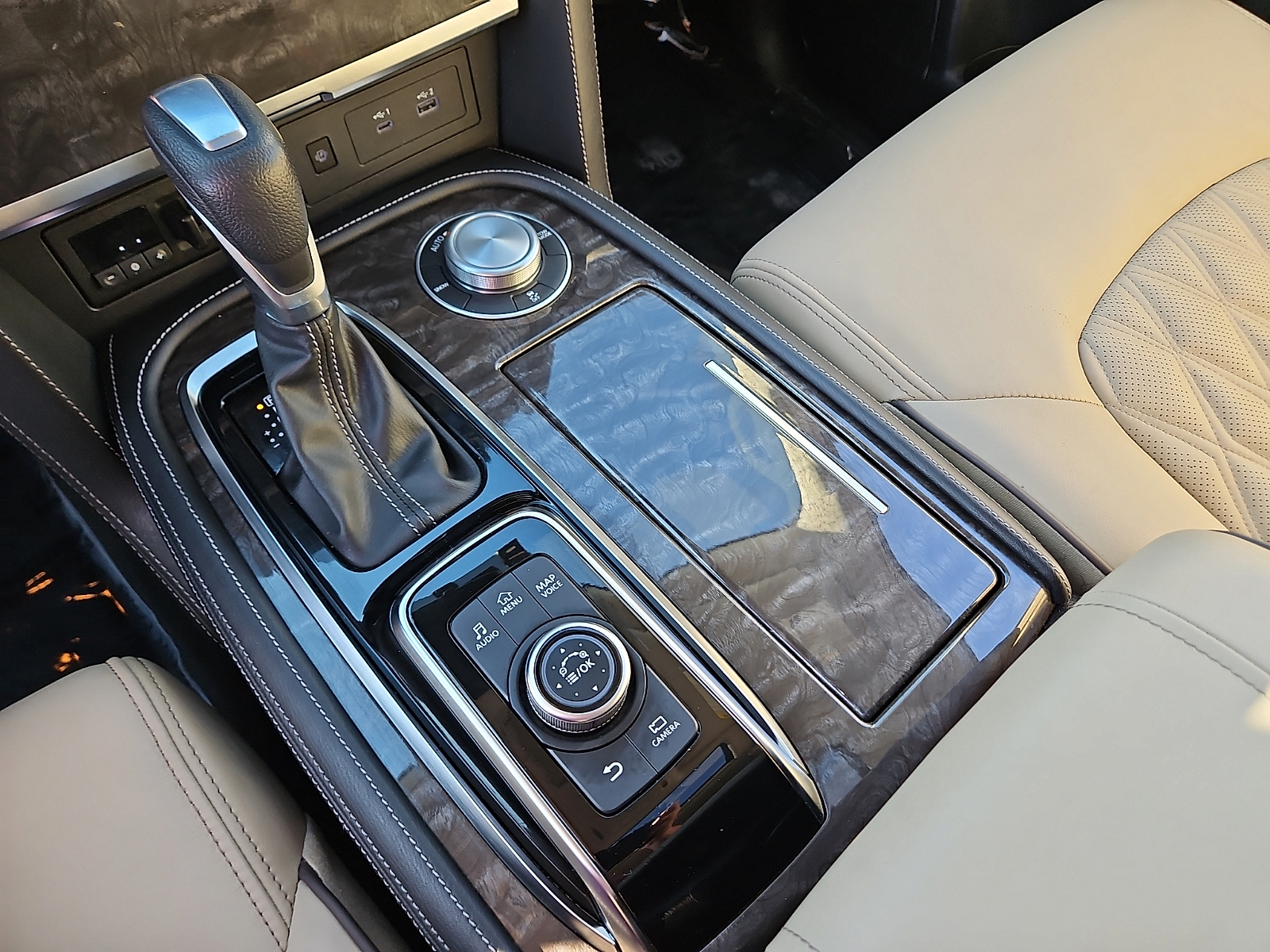 Used 2024 Nissan Armada SUV