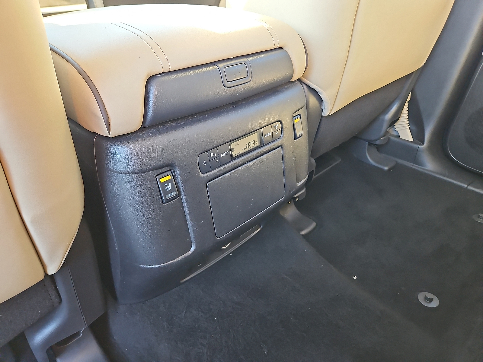 Used 2024 Nissan Armada SUV