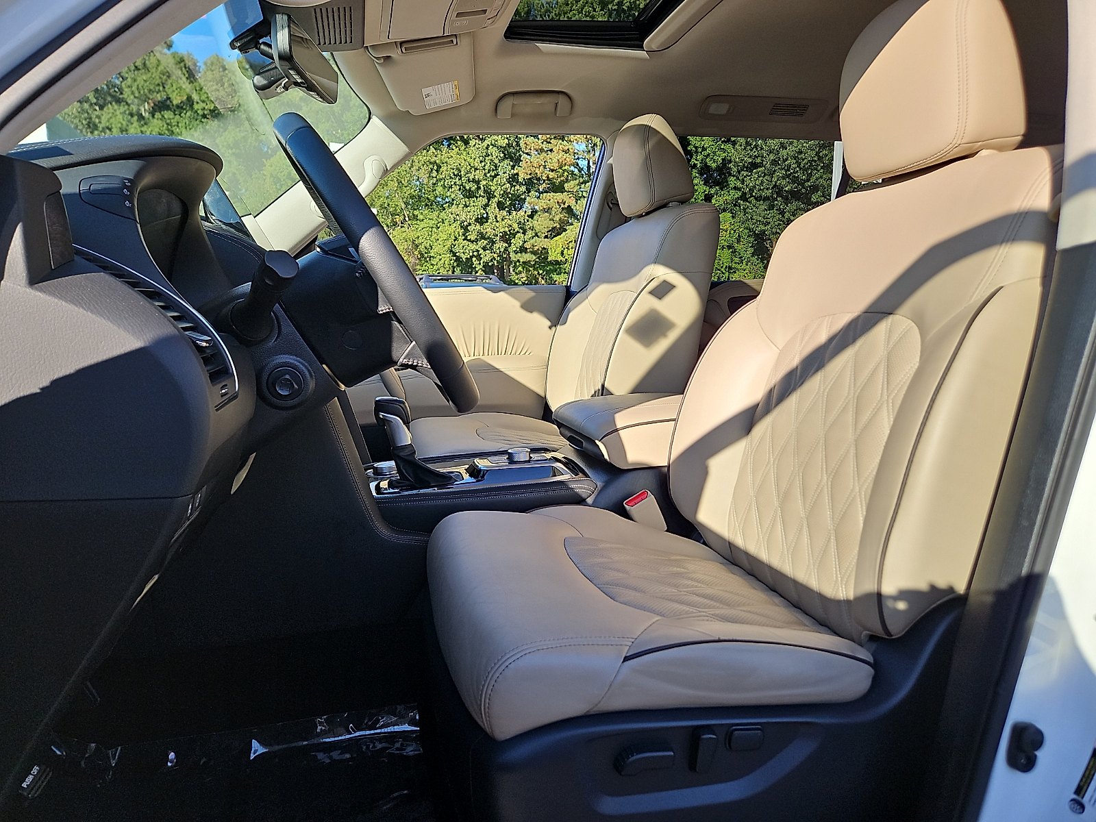 Used 2024 Nissan Armada SUV