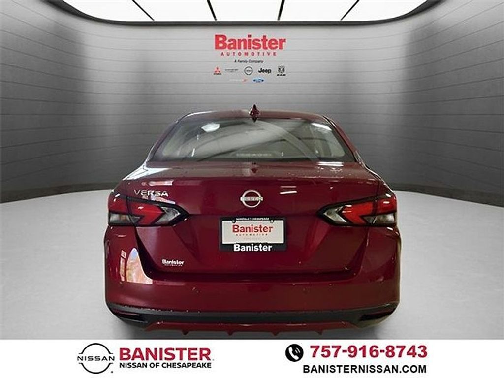 New 2024 Nissan Versa Sedan
