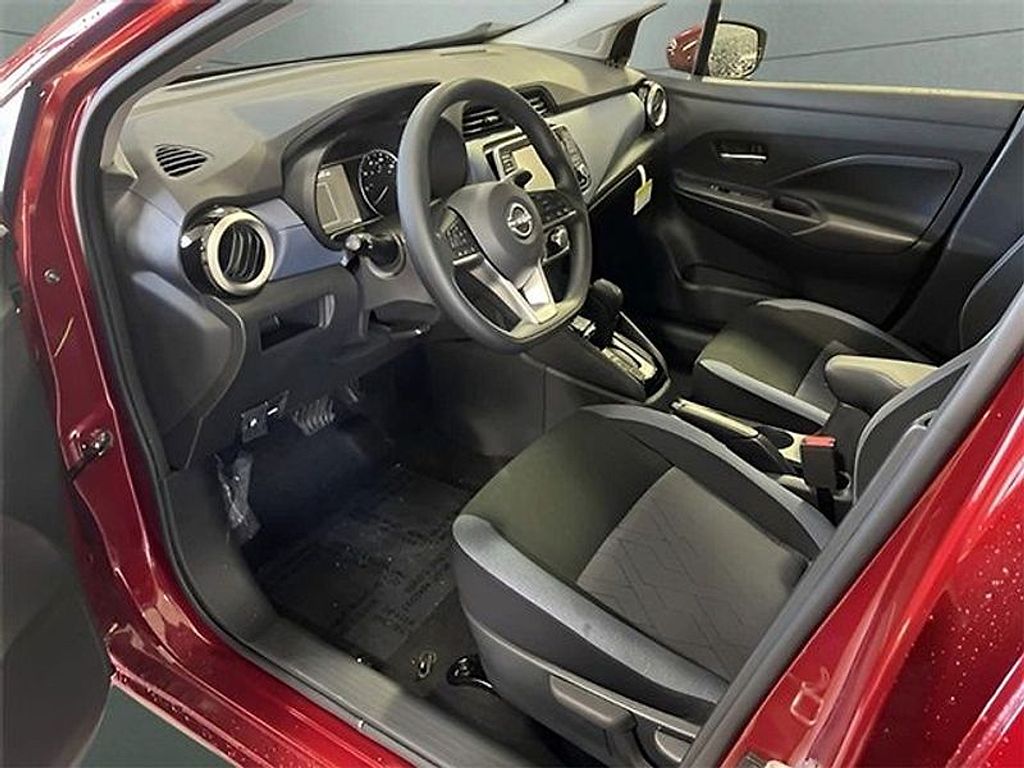 New 2024 Nissan Versa Sedan