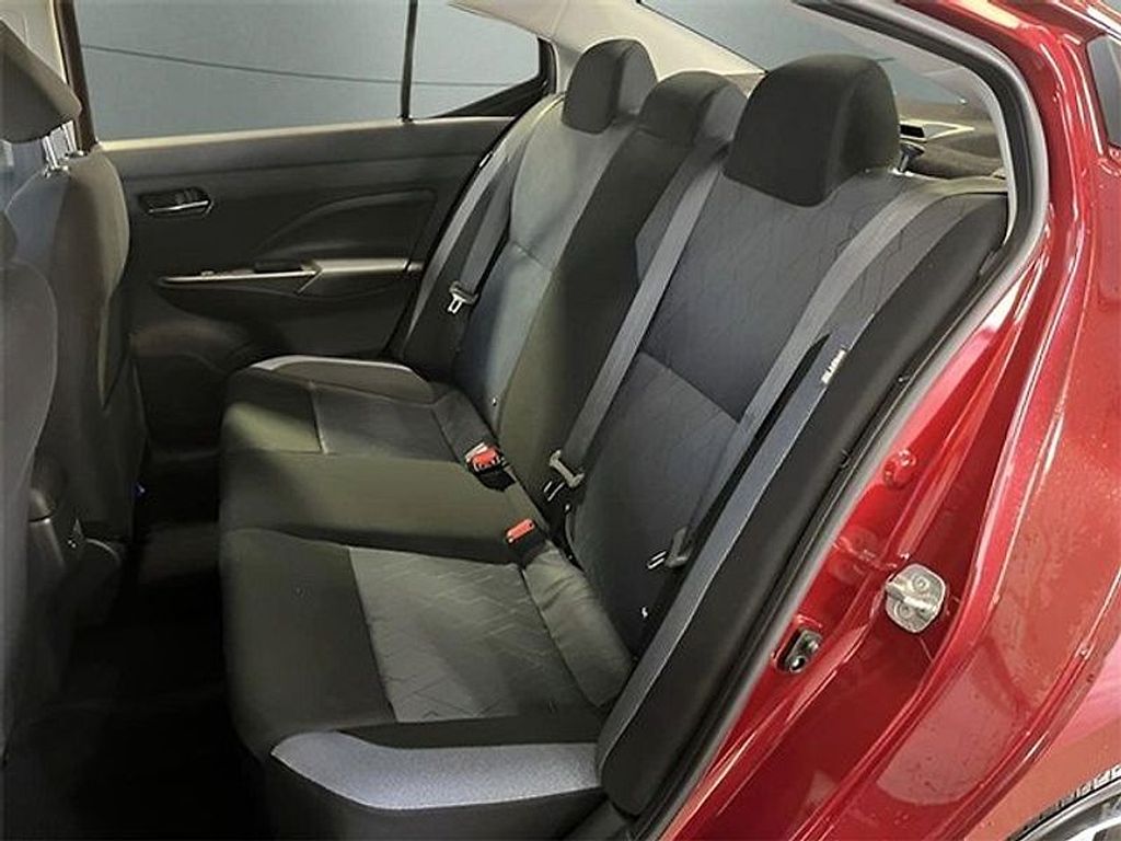 New 2024 Nissan Versa Sedan
