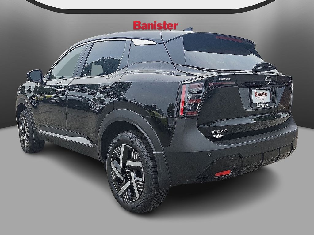 New 2025 Nissan Kicks SUV