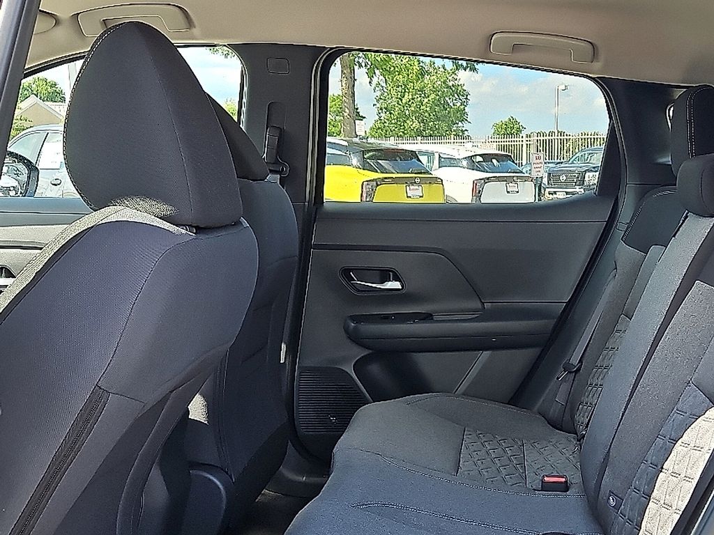 New 2025 Nissan Kicks SUV