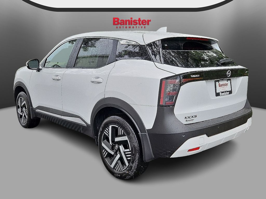 New 2025 Nissan Kicks SUV