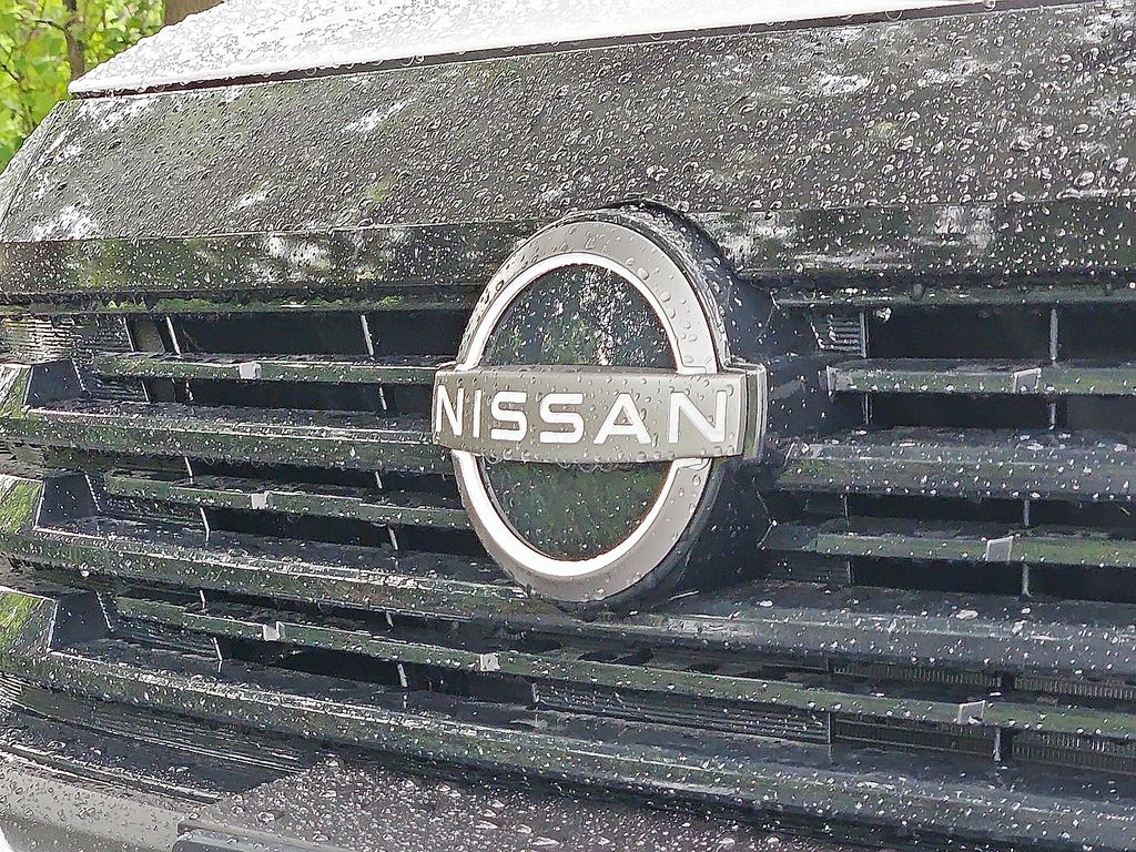New 2025 Nissan Kicks SUV