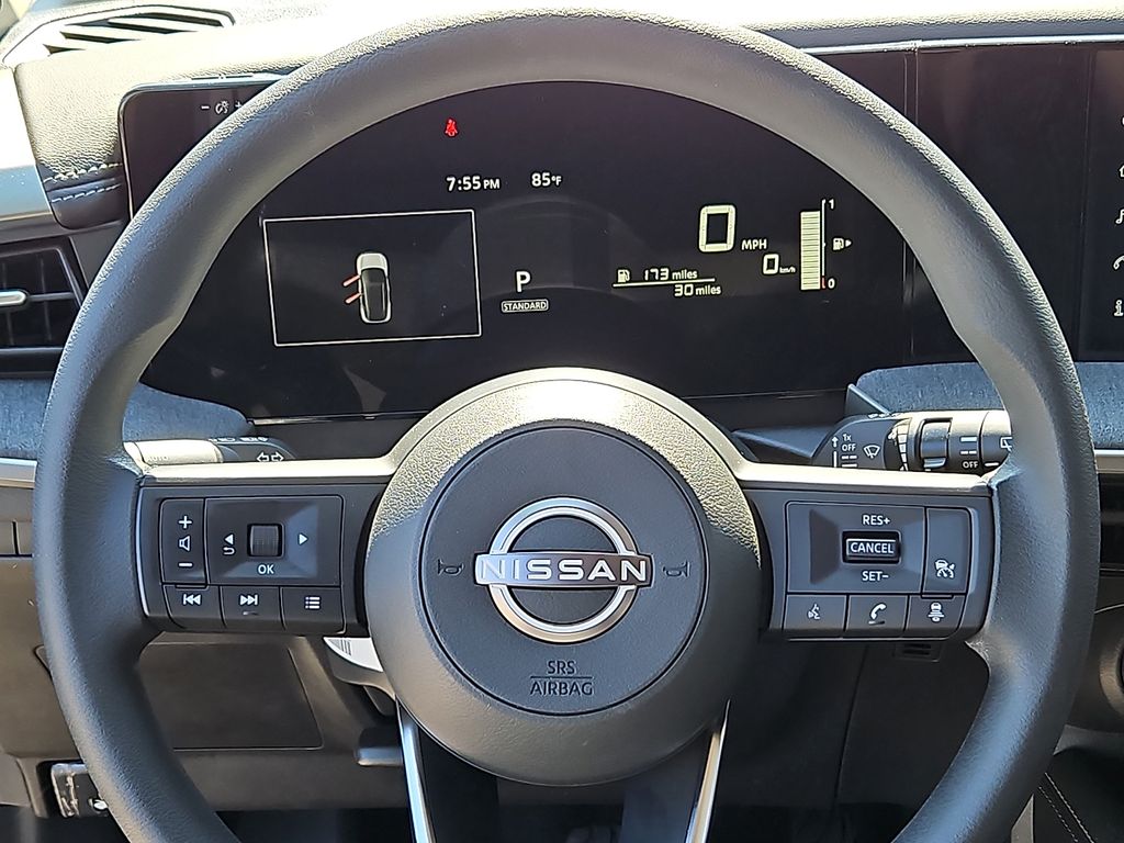 New 2025 Nissan Kicks SUV