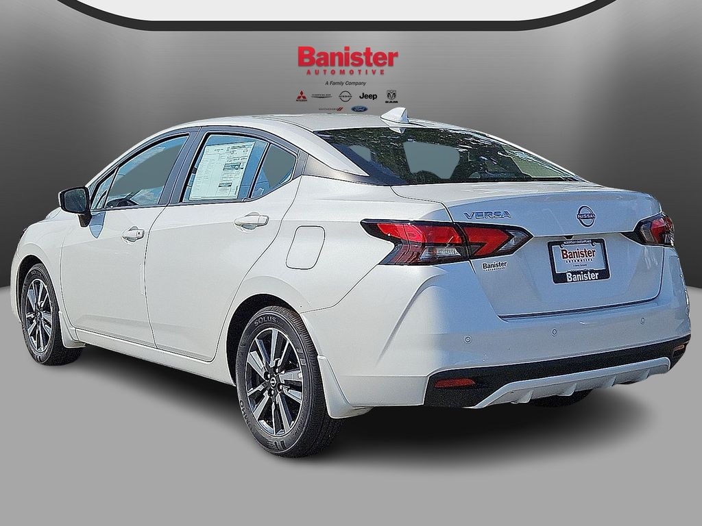 New 2025 Nissan Versa Sedan