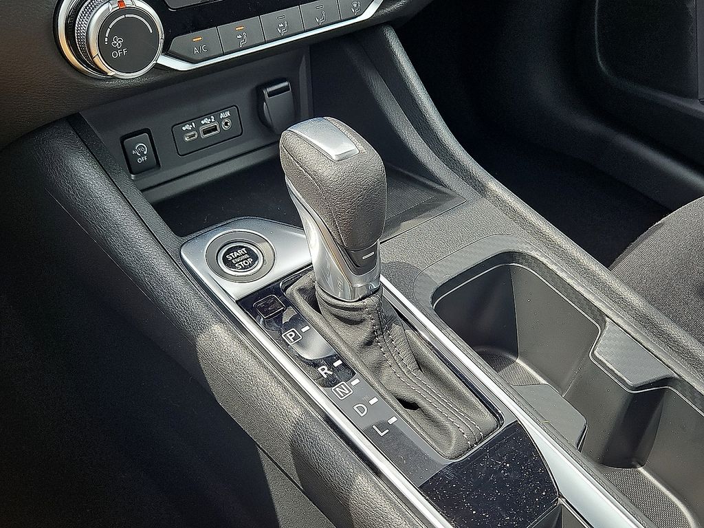 New 2025 Nissan Sentra Sedan