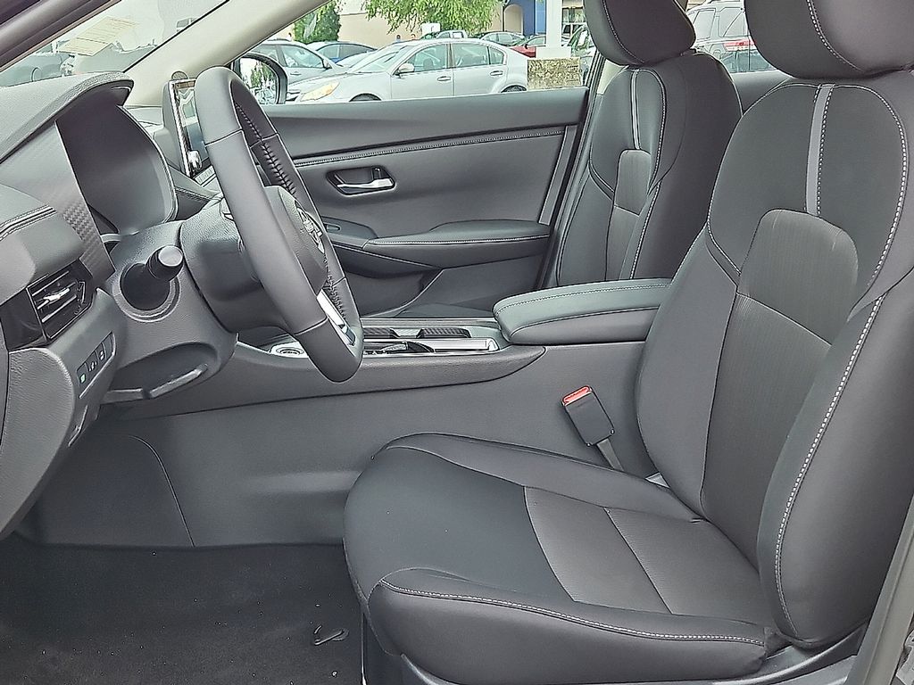 New 2025 Nissan Sentra Sedan