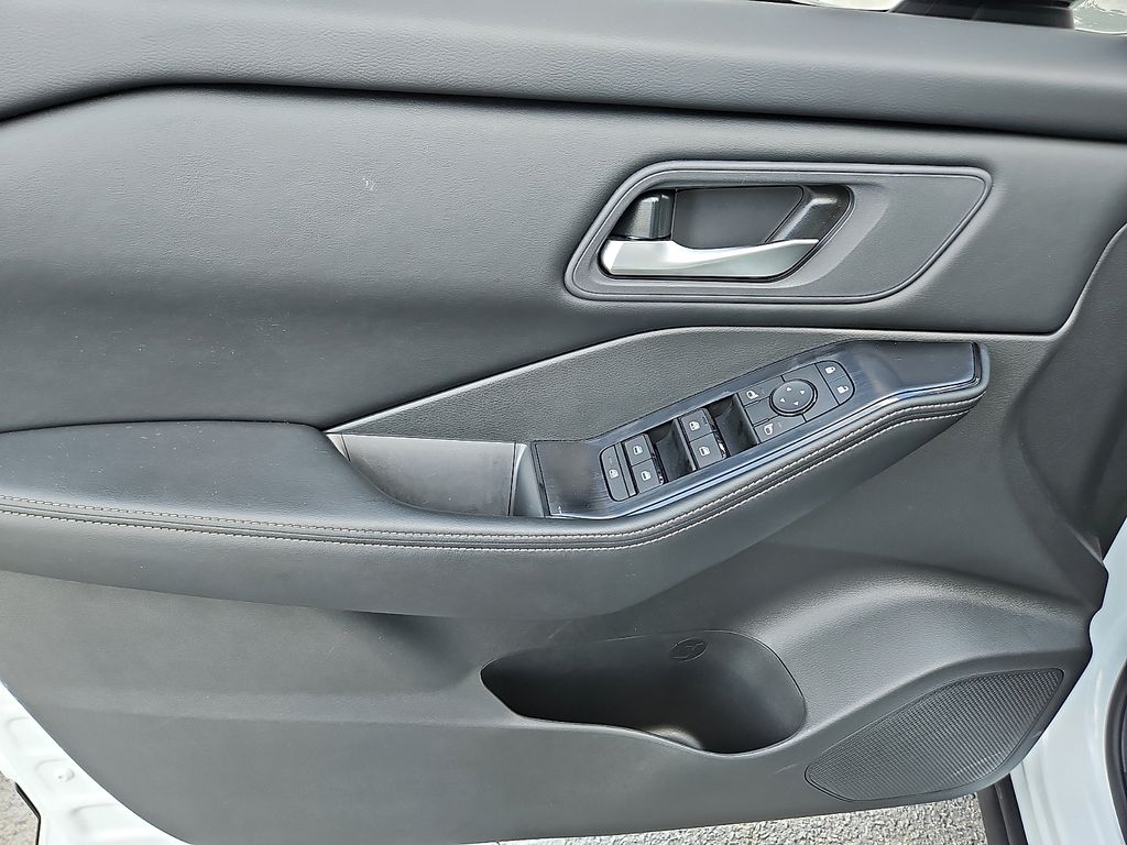 Used 2026 Nissan Rogue SUV