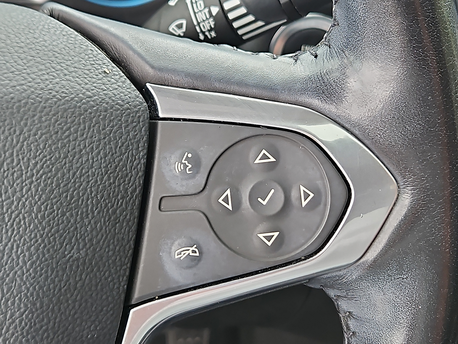 Used 2020 Chevrolet Traverse SUV