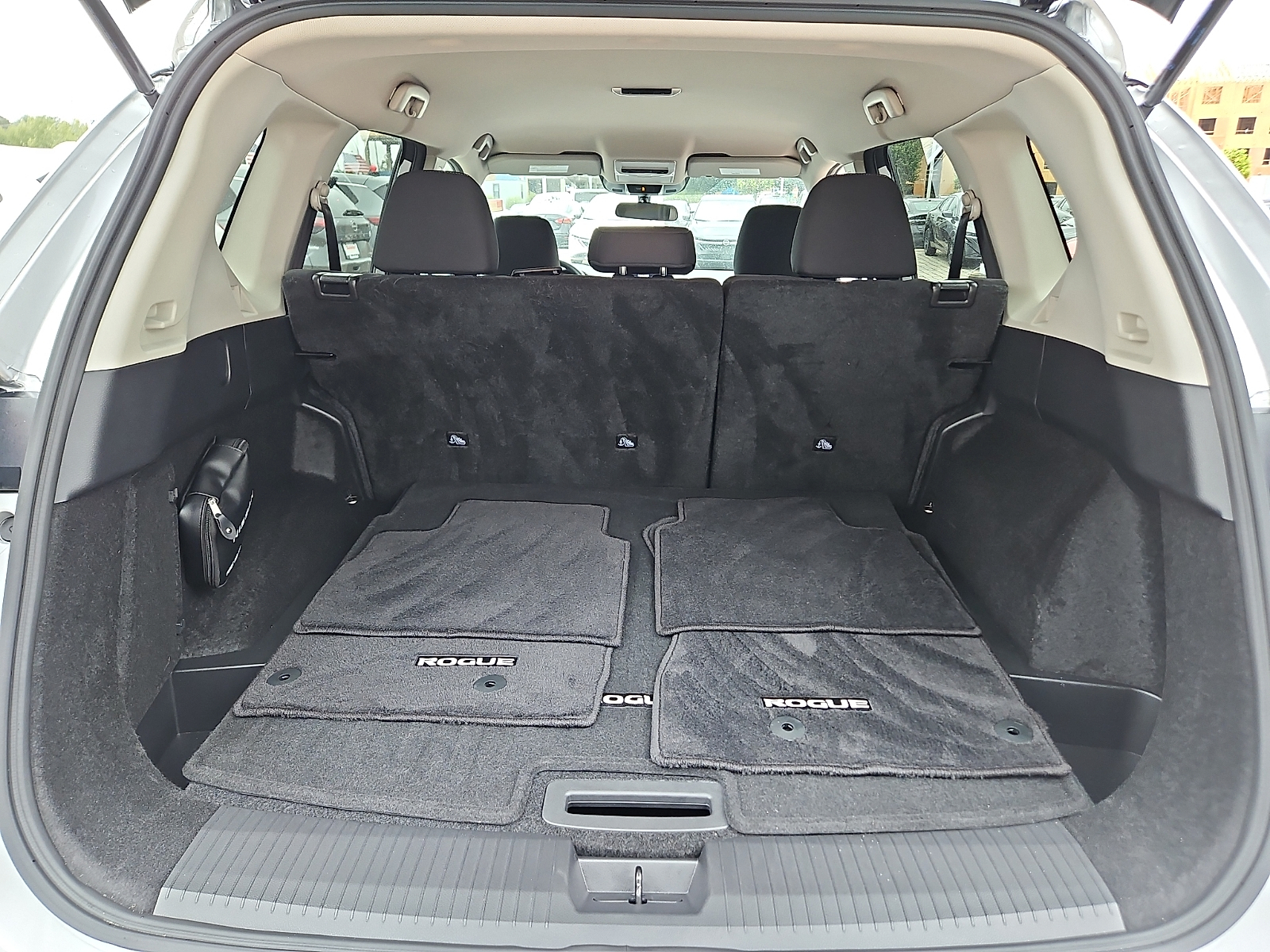 Used 2025 Nissan Rogue SUV