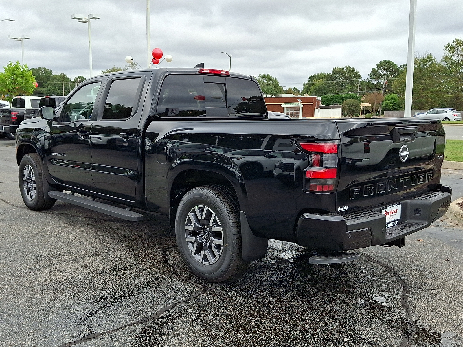 New 2027 Nissan Frontier Truck