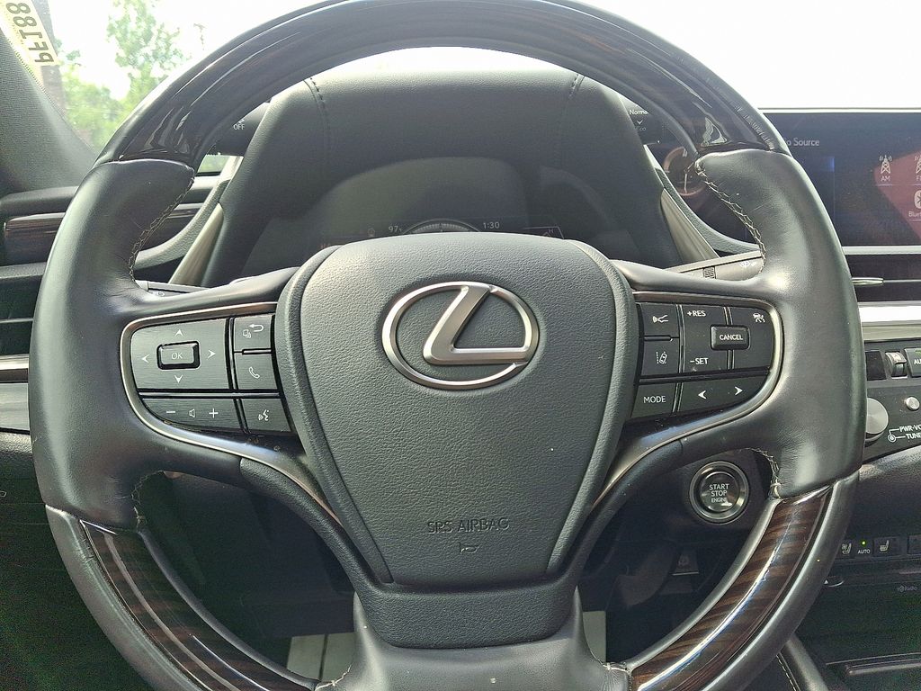 Used 2021 Lexus ES 350 Sedan
