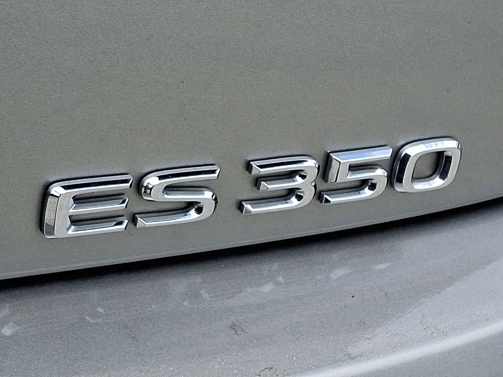 Used 2021 Lexus ES 350 Sedan