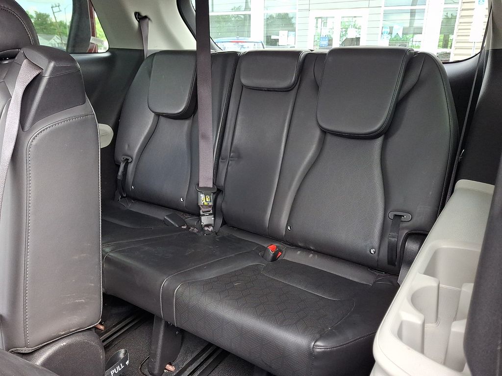 Used 2024 Kia Carnival Van