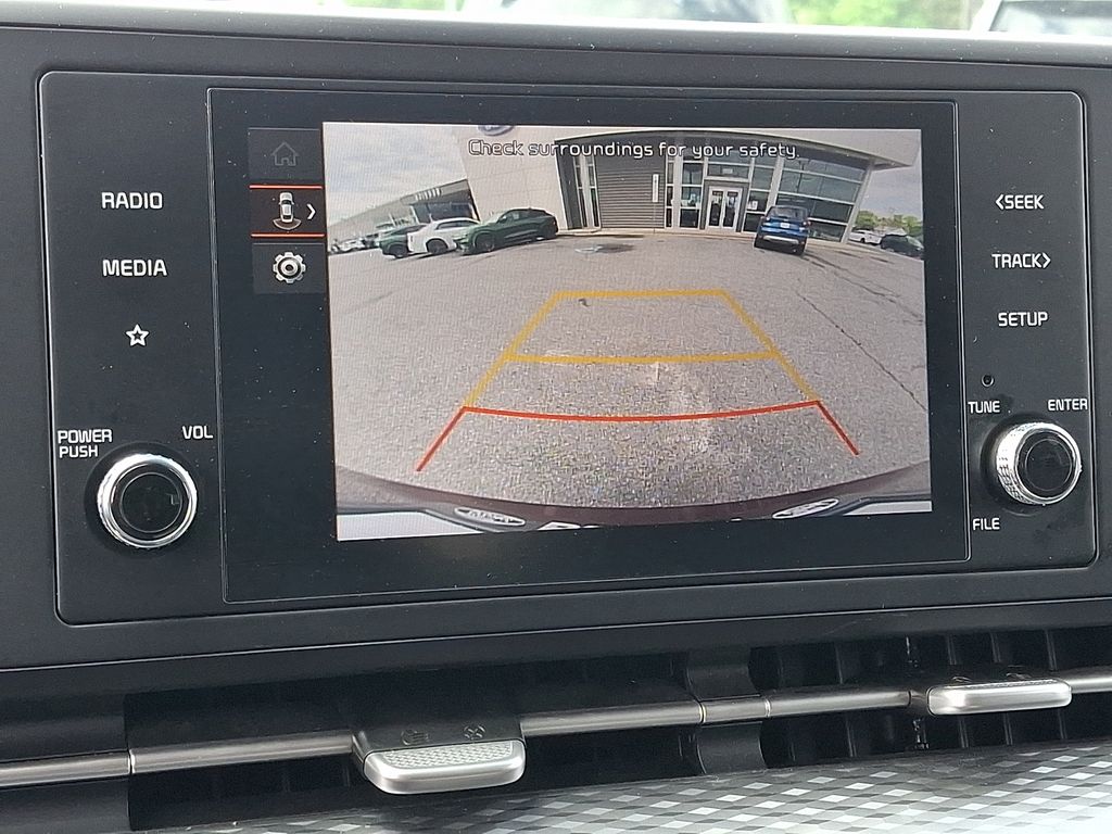 Used 2024 Kia Carnival Van