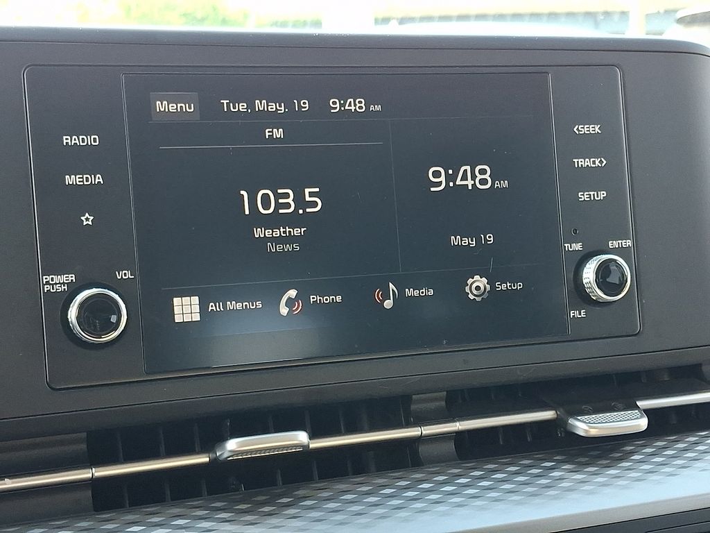 Used 2024 Kia Carnival Van