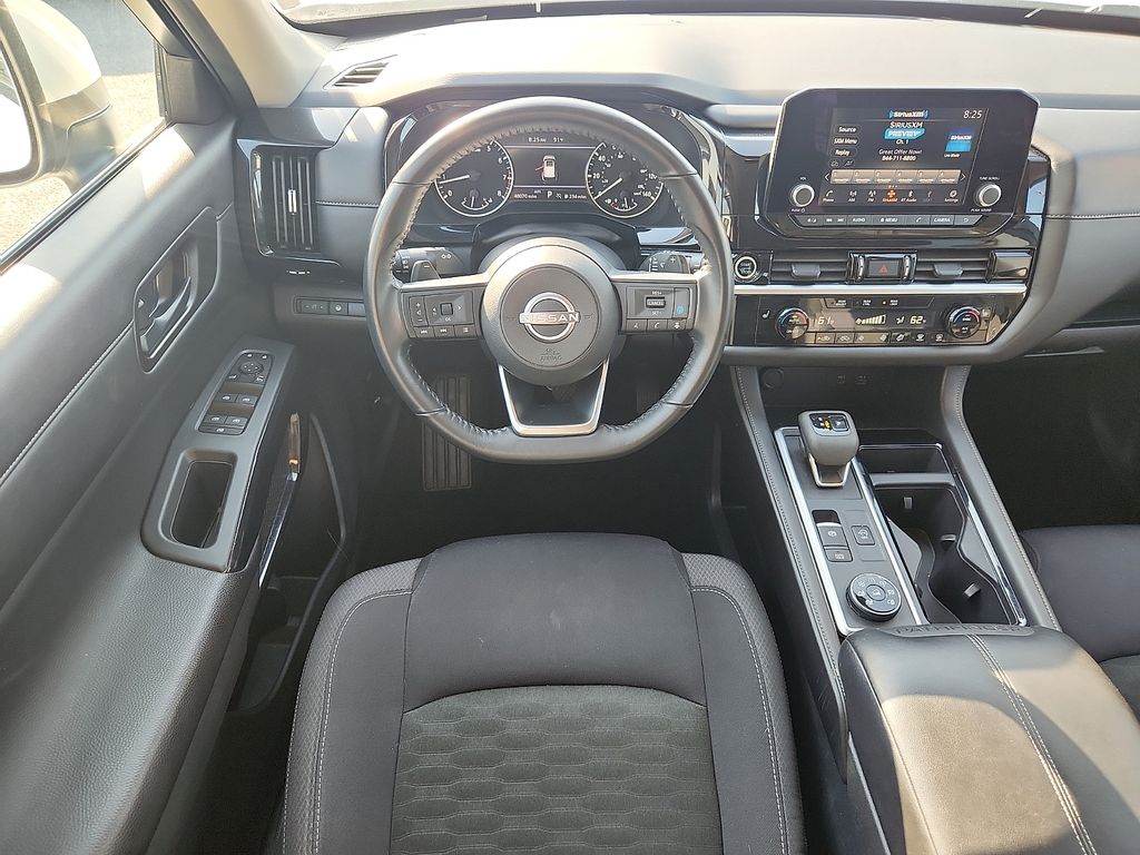 Used 2024 Nissan Pathfinder SUV