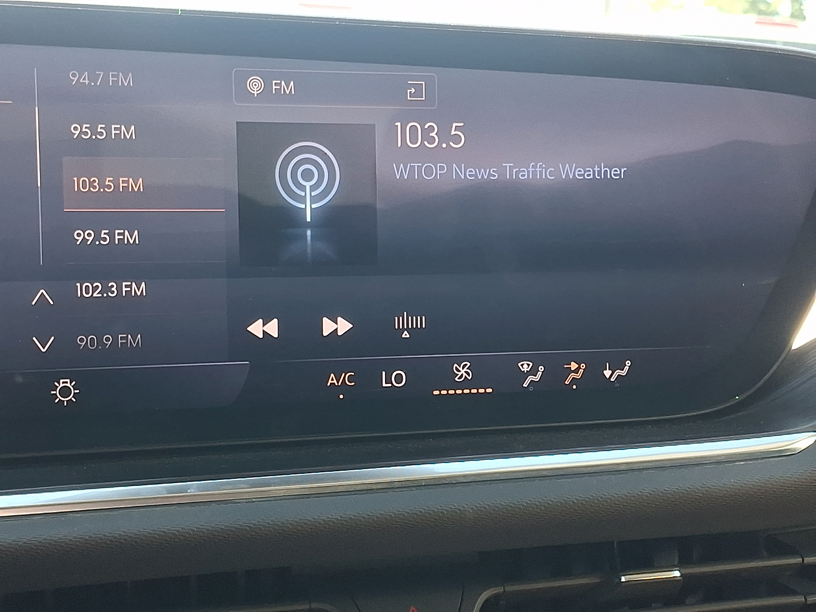 Used 2024 Buick Envision Wagon
