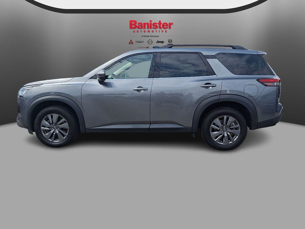 Used 2024 Nissan Pathfinder Wagon
