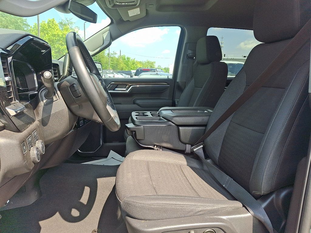 Used 2025 Chevrolet Silverado 1500 Truck
