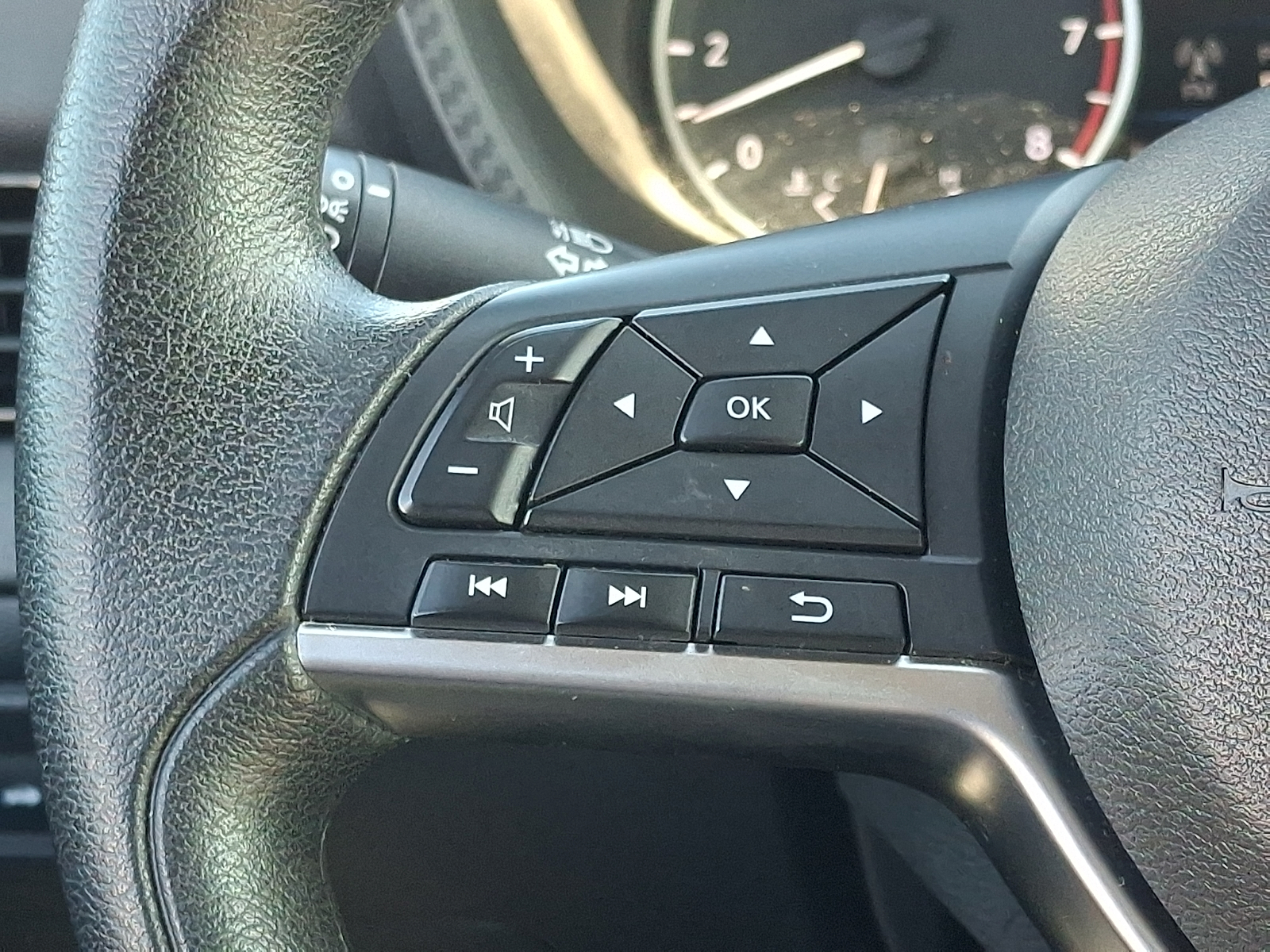 Used 2025 Nissan Sentra Sedan