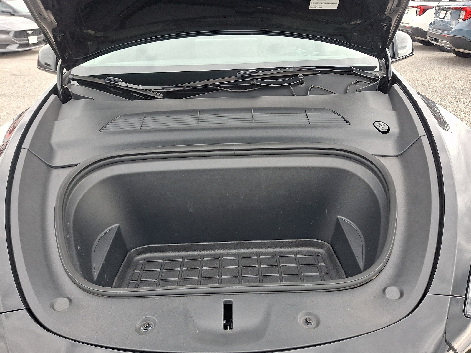 Used 2024 Tesla Model Y SUV
